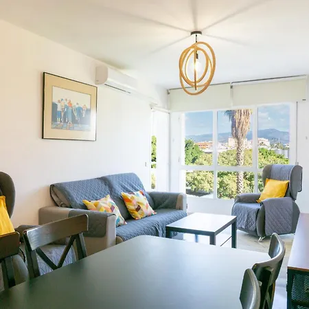 Apartment Sea Breeze Getaway Malaga