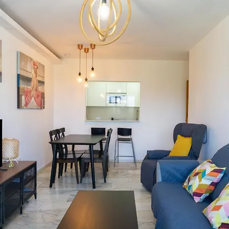 Sea Breeze Getaway * Malaga