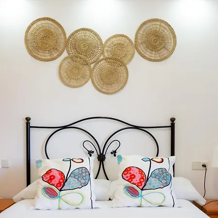 Apartment Sea Breeze Getaway *