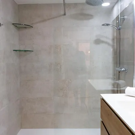 Apartment Sea Breeze Getaway Malaga